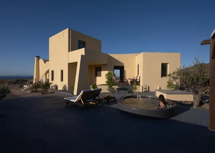 Villa Onnos Estate By Thireon